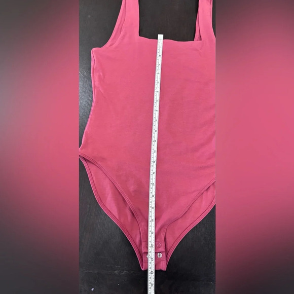 NWT Old Navy Bodysuit Onesie One Piece Size Small - Picture 7 of 9